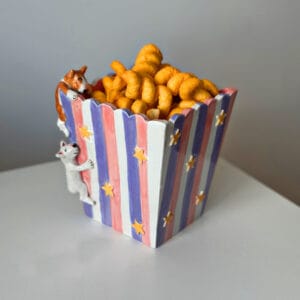 DF0AB087-92A2-4D71-8E33-7155C614BC43 Popcornik z figurkami lub bez